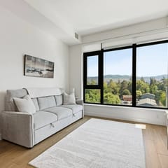 Bright 1BR at Aqua | Pool, Hot Tub & Lake Views